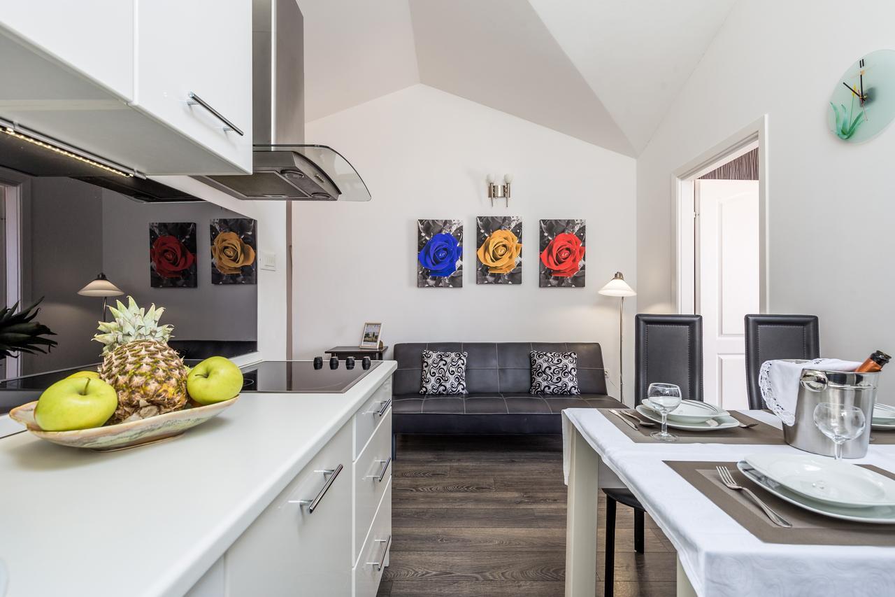 Nora Apartment *