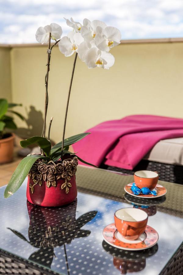 Apartament Nora *